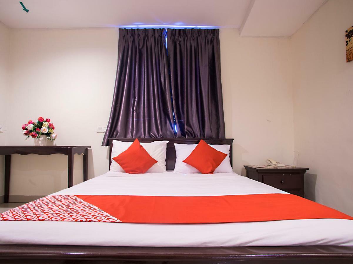 Kk Hotel @ Каджанг Экстерьер фото